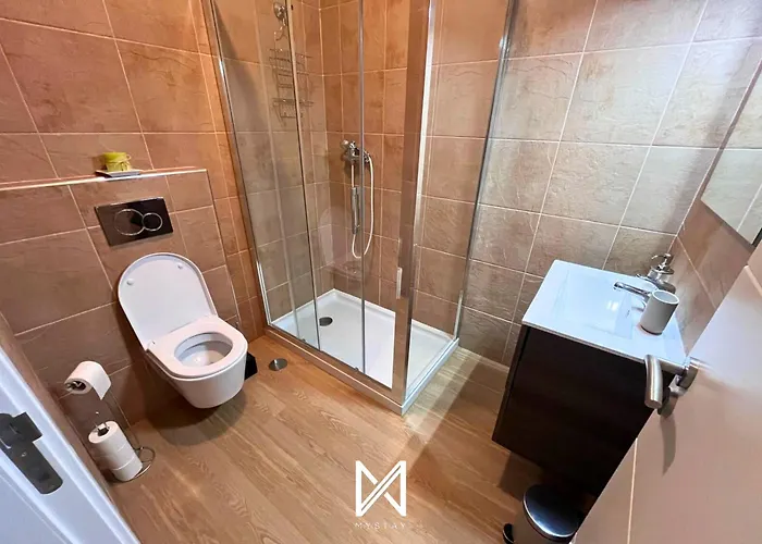 Mystay - Farol Moura Quarteira